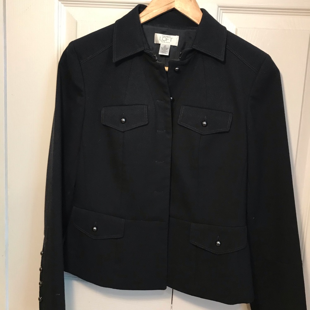 ⭐️ Ann Taylor Loft Blazer